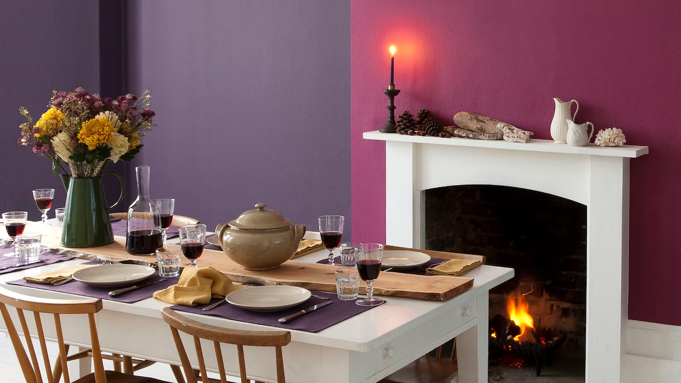 Frequent entertainer? Paint your dining room in warm, inviting colours.