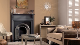 Layer golden tones for gorgeous glamour