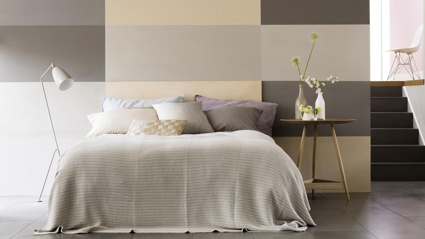 Want to create a bedroom that could be for a boy or a girl? The key is to choose a colour scheme that has both masculine and feminine appeal.
