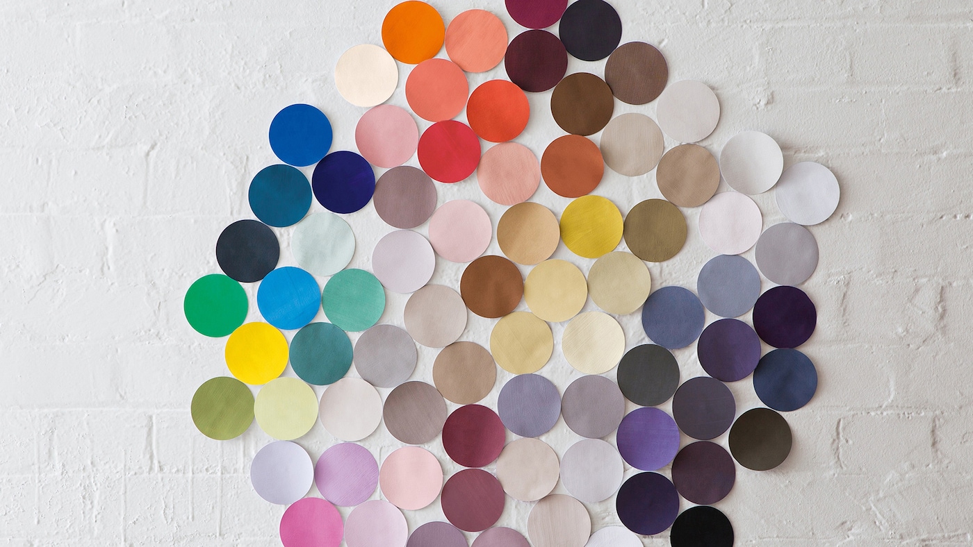 Colourful swatches arranged in a colour wheel