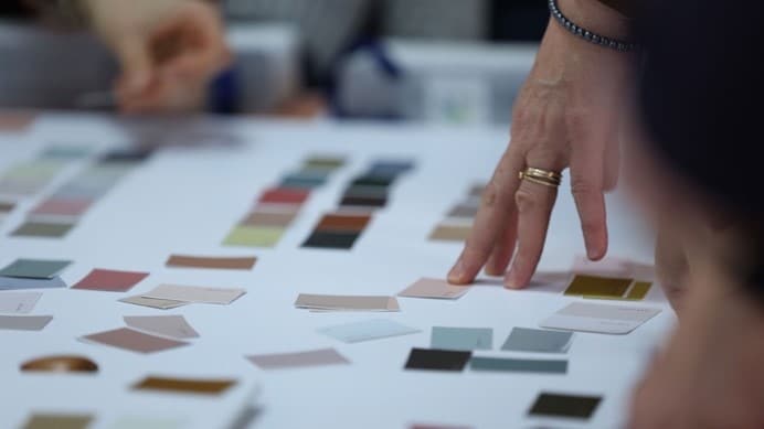 Arranging the colour shade