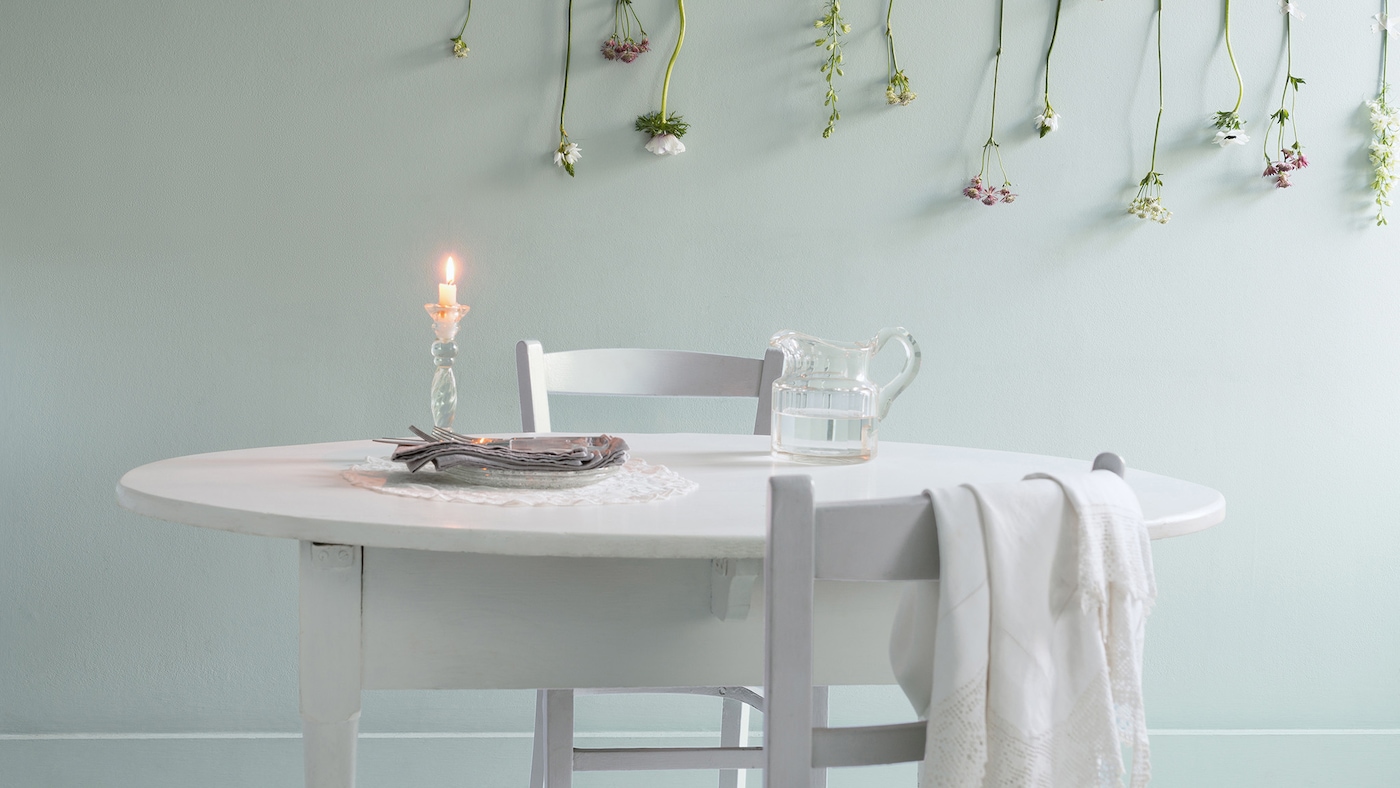 Dulux_painitng_dark_spaces_UK_1