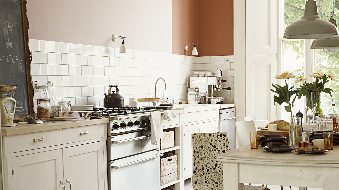 Opt for soft white in an English country style kitchen

