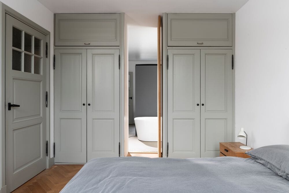 Wardrobe colour combinations