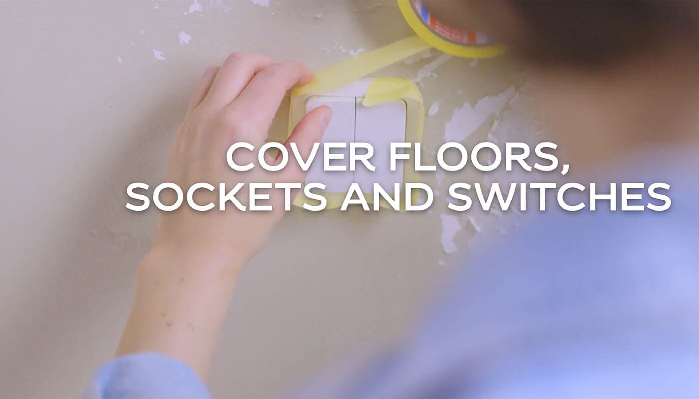 Copri i pavimenti, le prese e gli interruttori