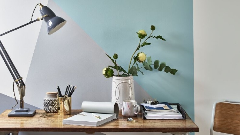 -dulux_ispirazioni_colori-rilassanti_camera-letto-scrivania-lavoro