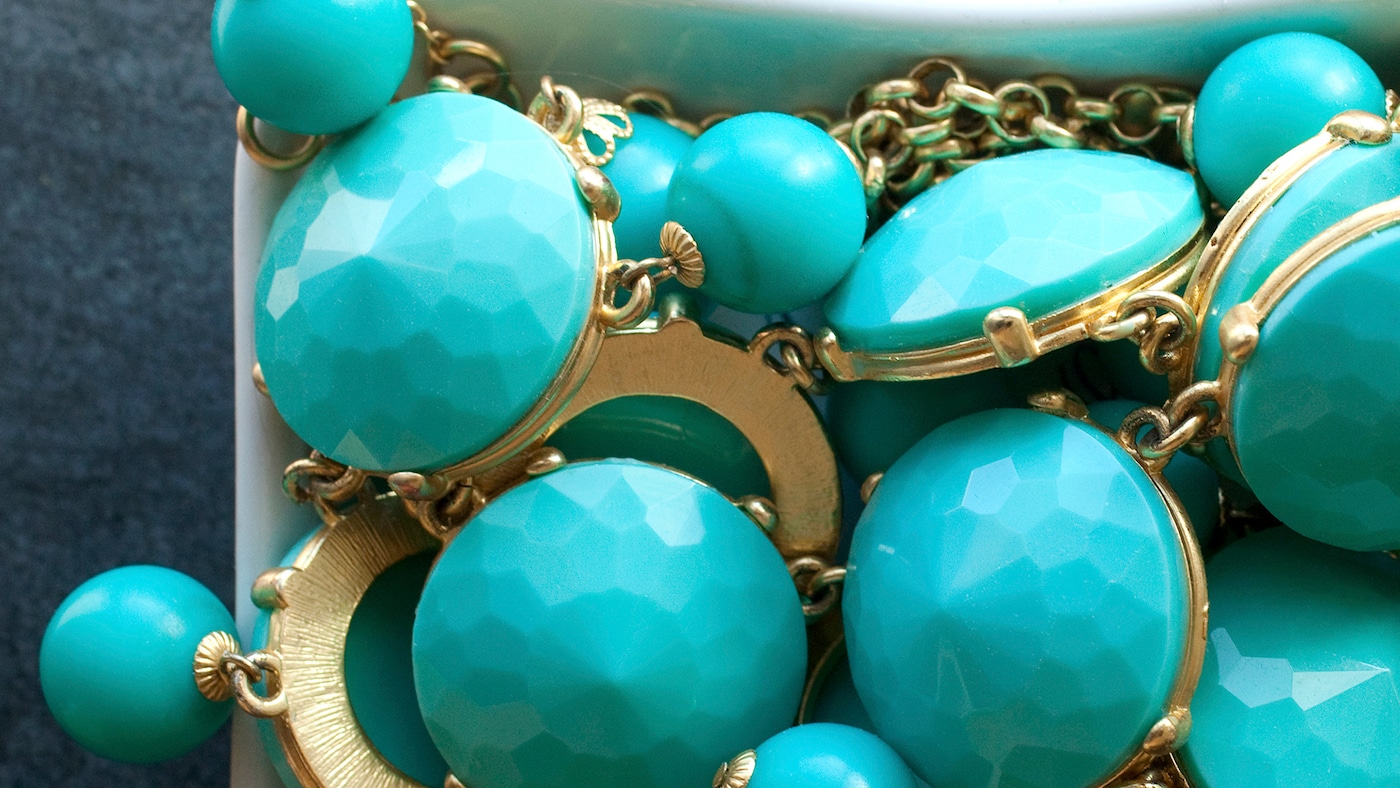 Combining the calming qualities of blue and the natural qualities of green, teal and turquoise are calming and sophisticated.  