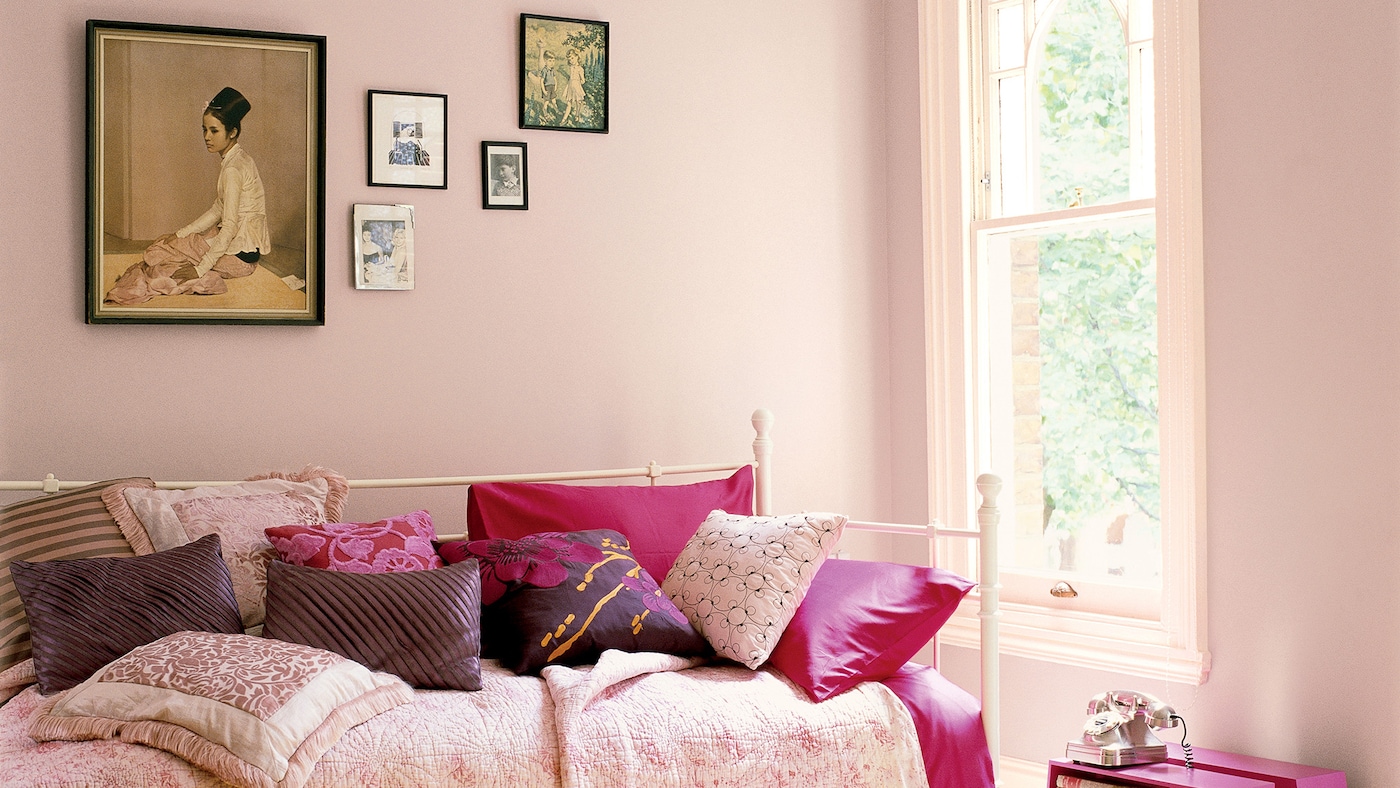 Dulux_light_affects_color_UK_1