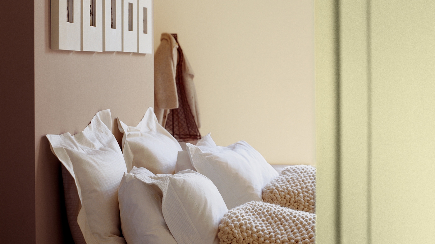 Mix gentle shades of cream and latte to create a restful feeling.
