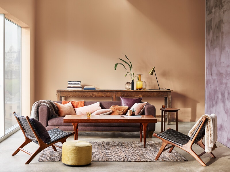 Livingroom with orange hues