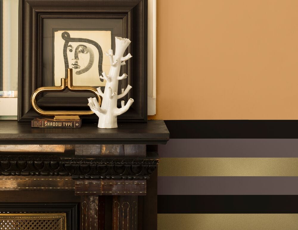 Decorting ideas for golden walls