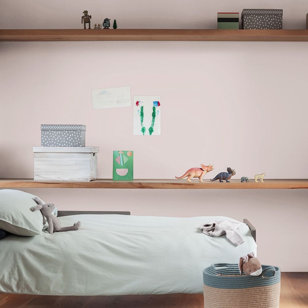 Traditional Kids room