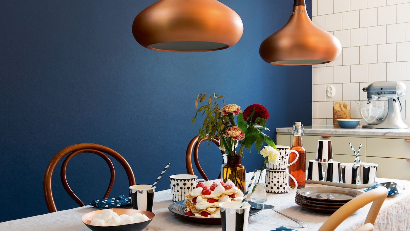 Dulux_dark_shades_UK_3