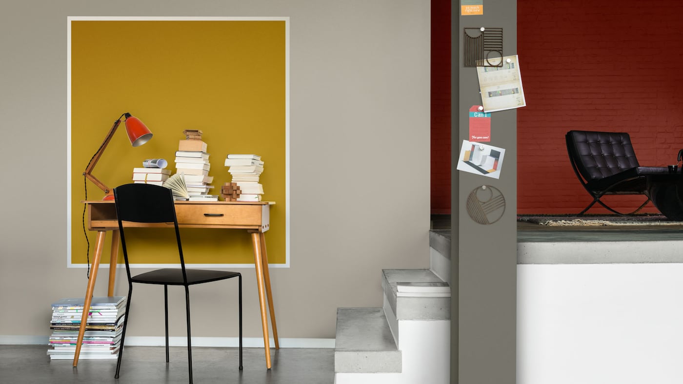 Using a graphic shape to create a work zone