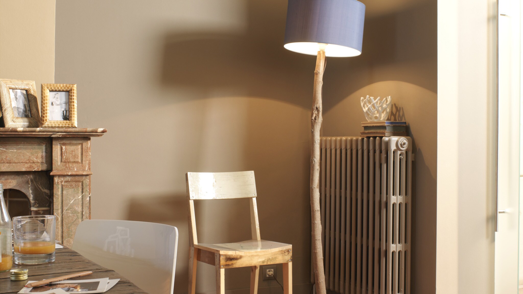 Add warmth to dining with coffee tones