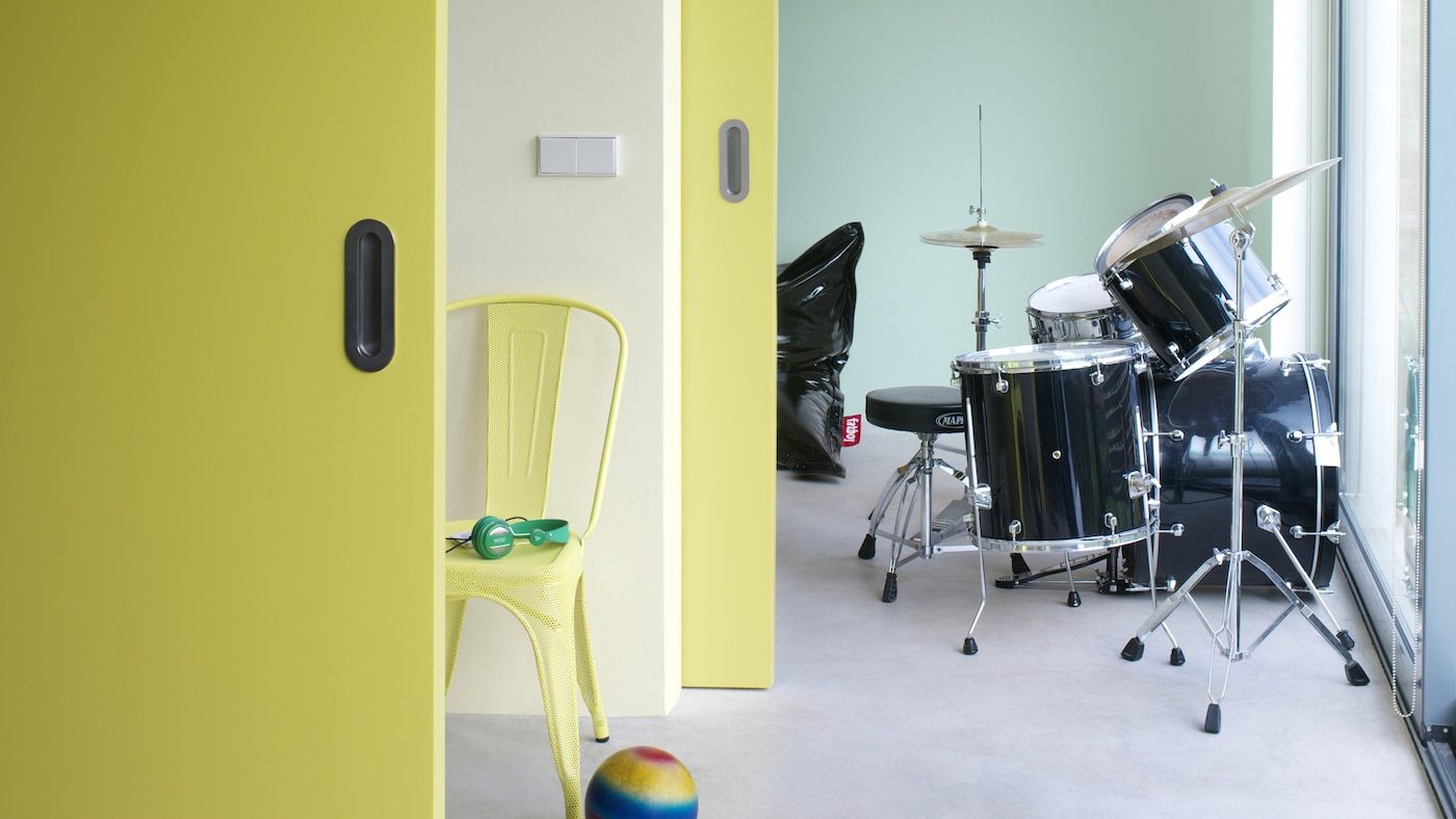 Bold yellows and greys can pack a real punch, making them a great choice for teenagers who want to express themselves.