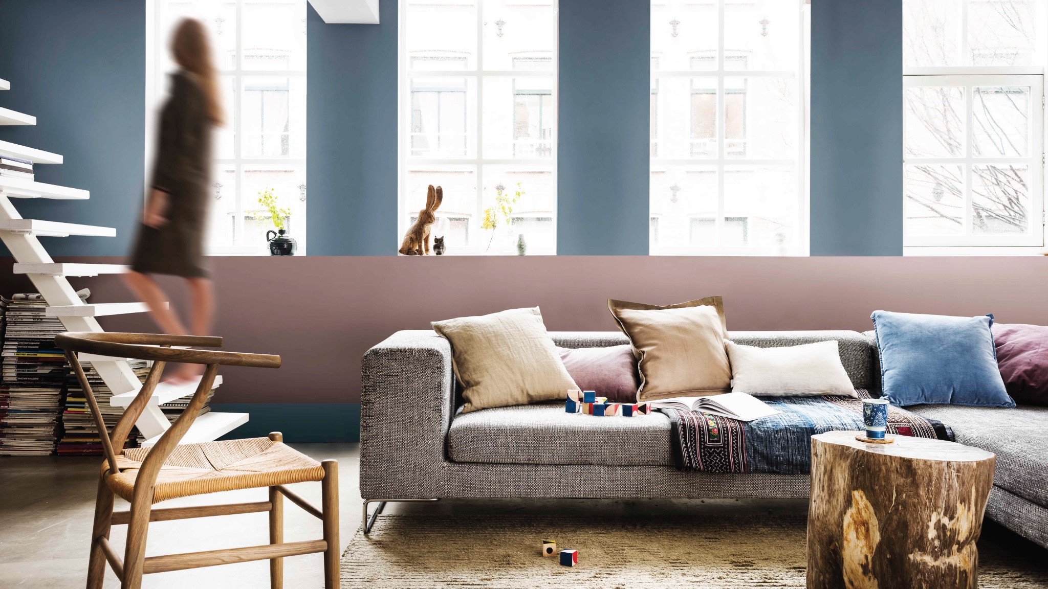 Revive your living room with trendy colors