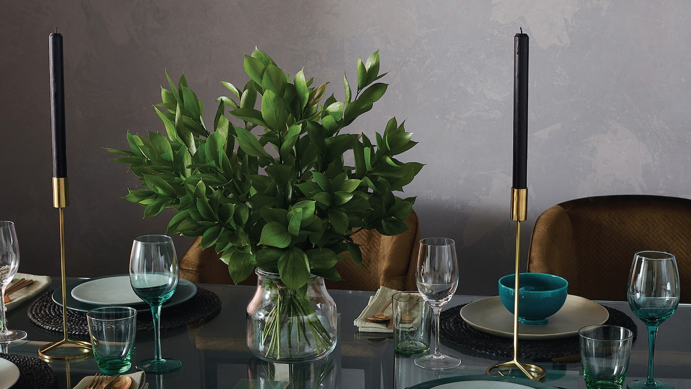 sophisticated dining room for dinner parties