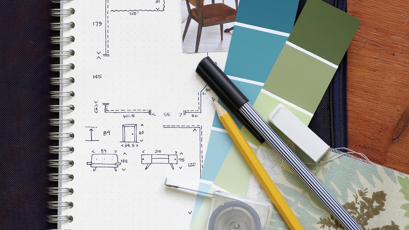 Include a list of paints on your decorator’s to-do list so they can refer back to it whenever they need to. 