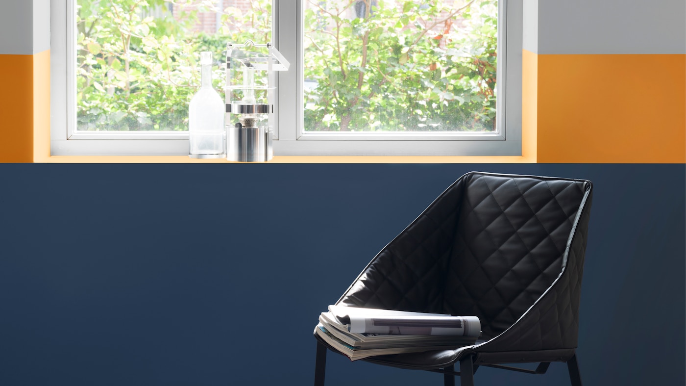 If you like to be a bit more daring with your decorating, take two starkly contrasting shades and use them to create a definite divide between your different living zones. 