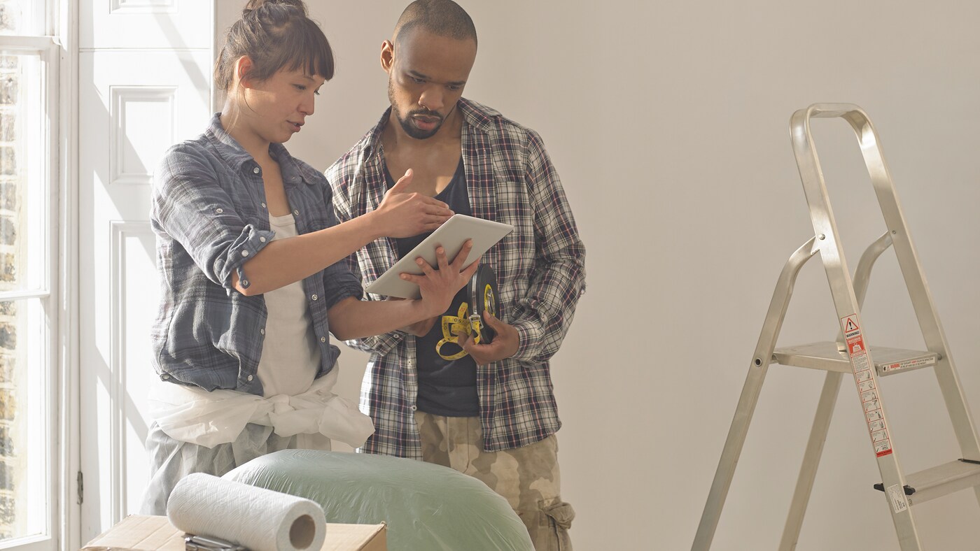 Take a thorough look around your new home and make a list including only the jobs that can be easily and inexpensively fixed.