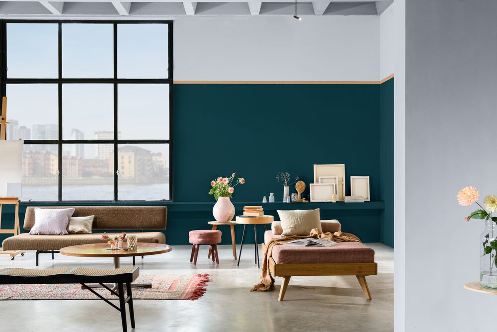 Discover why Emulsion paint is better than Distemper paint Dulux Pakistan