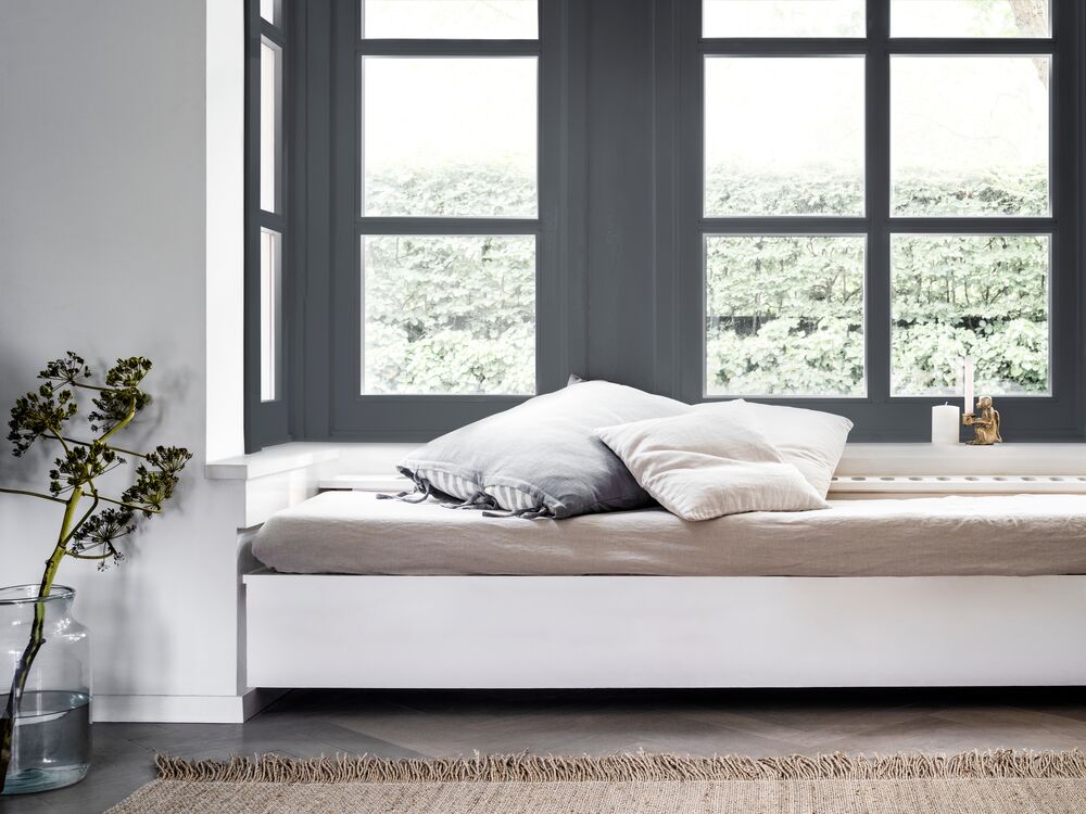 Jak zabrać się do renowacji okien?