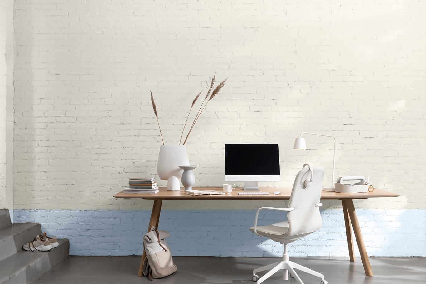 Jakie kolory farb wybrać do biura?