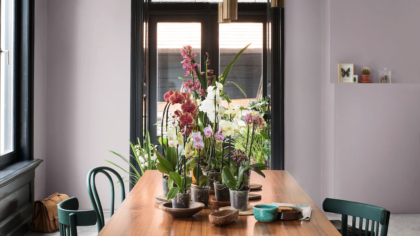 Sprytne techniki malarskie pozwolą dostosować wygląd starych mebli do Twojego stylu.