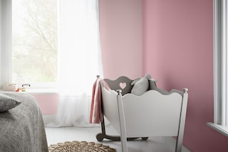 Kolor amarantowy we wnętrzu