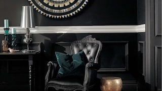 Jak dobrać kolor ścian do ciemnych mebli w salonie