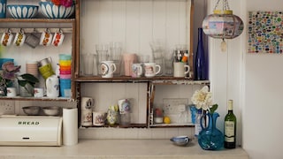 Kuchnia w stylu vintage: wyraziste kolory i stylizowane sprzęty