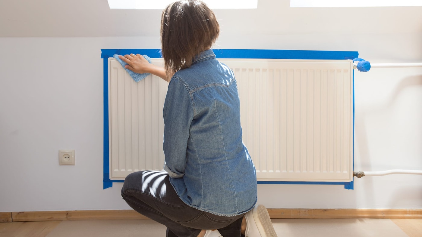 Oczyszczenie kaloryfera przed malowaniem