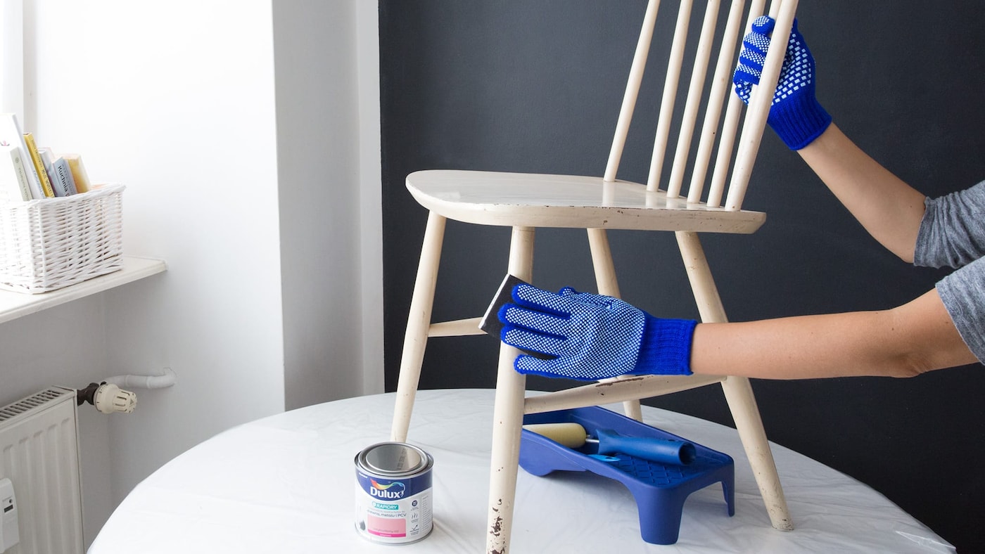 Przygotowanie krzesła do renowacji