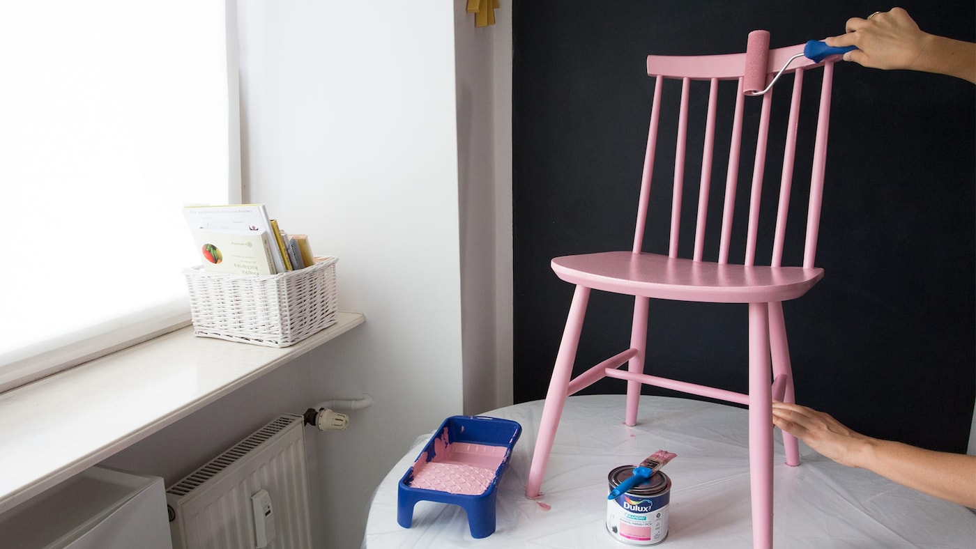 Malowanie krzesła - druga warstwa 