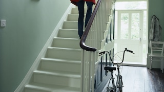 Rozjaśnij ciemny przedpokój świeżymi kolorami