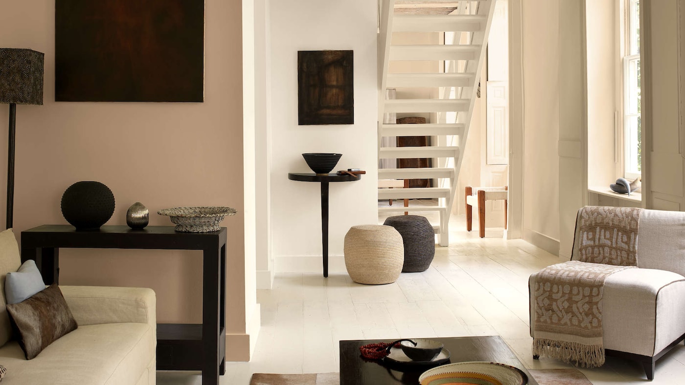 Salon ze schodami - aranżacje