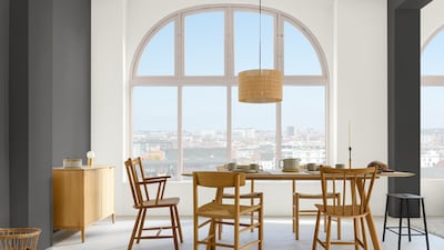 Jadalnia w kolorach Dulux Ambiance Ceramic z palety NEUTRAL COLOURS