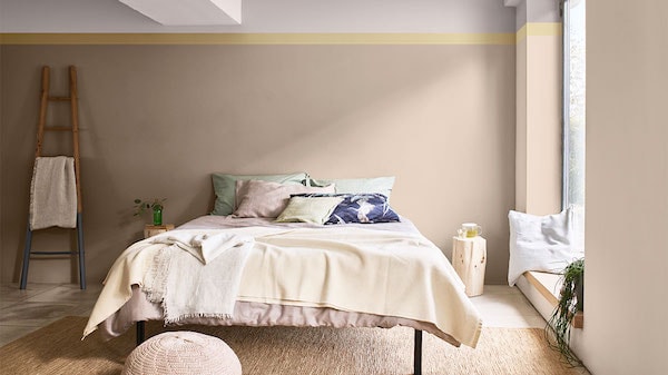 Salon w kolorach Dulux Ambiance Ceramic z palet ELEGANT CLASSIC