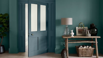 Sypialnia w kolorach Dulux Ambiance Ceramic z palety FUTURE DESIGN