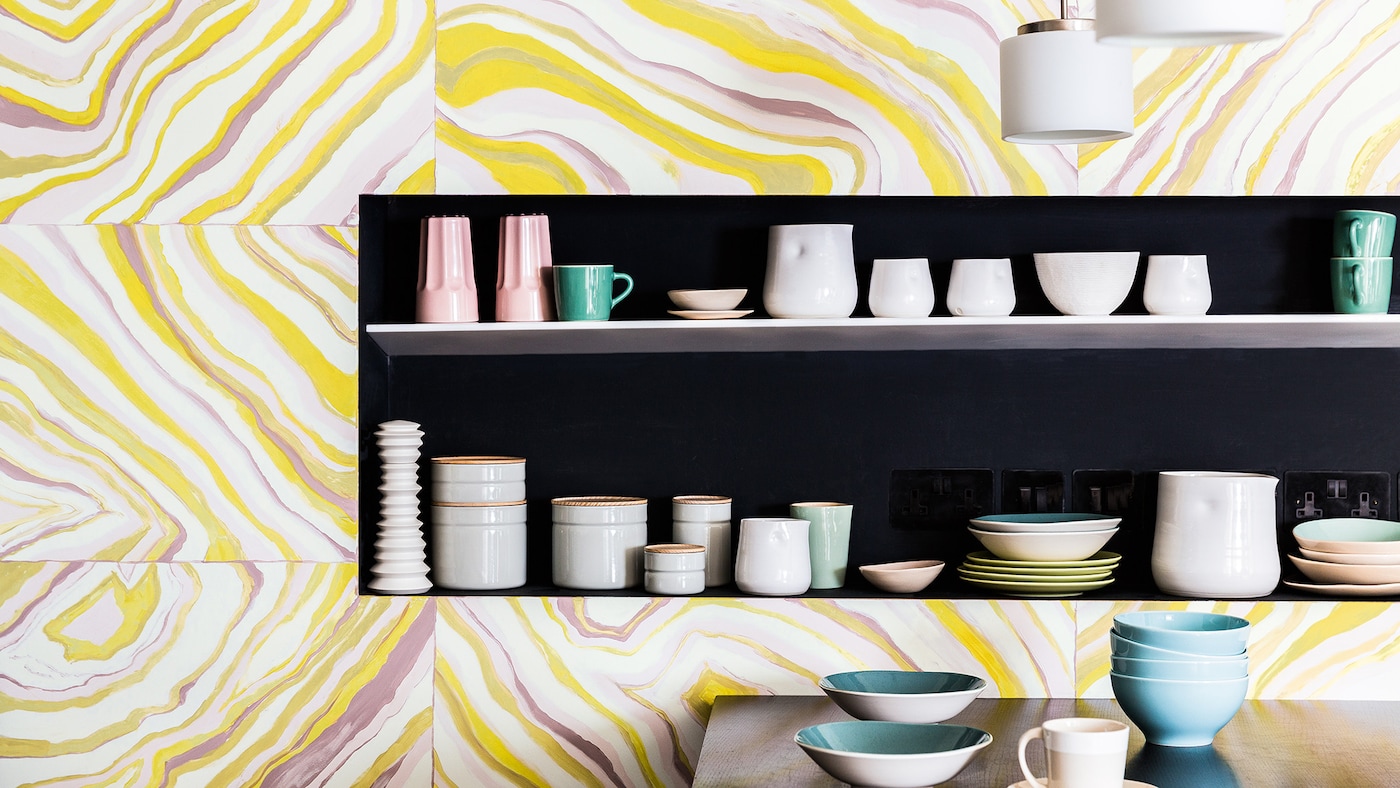 Bold patterns and bright prints are on trend for 2015. Discover how to use striking designs with confidence in your home.