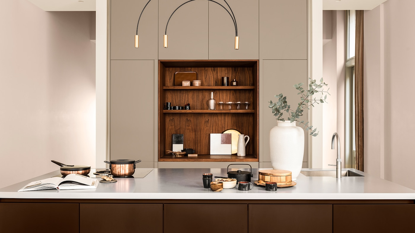 natural tones to create a kitchen