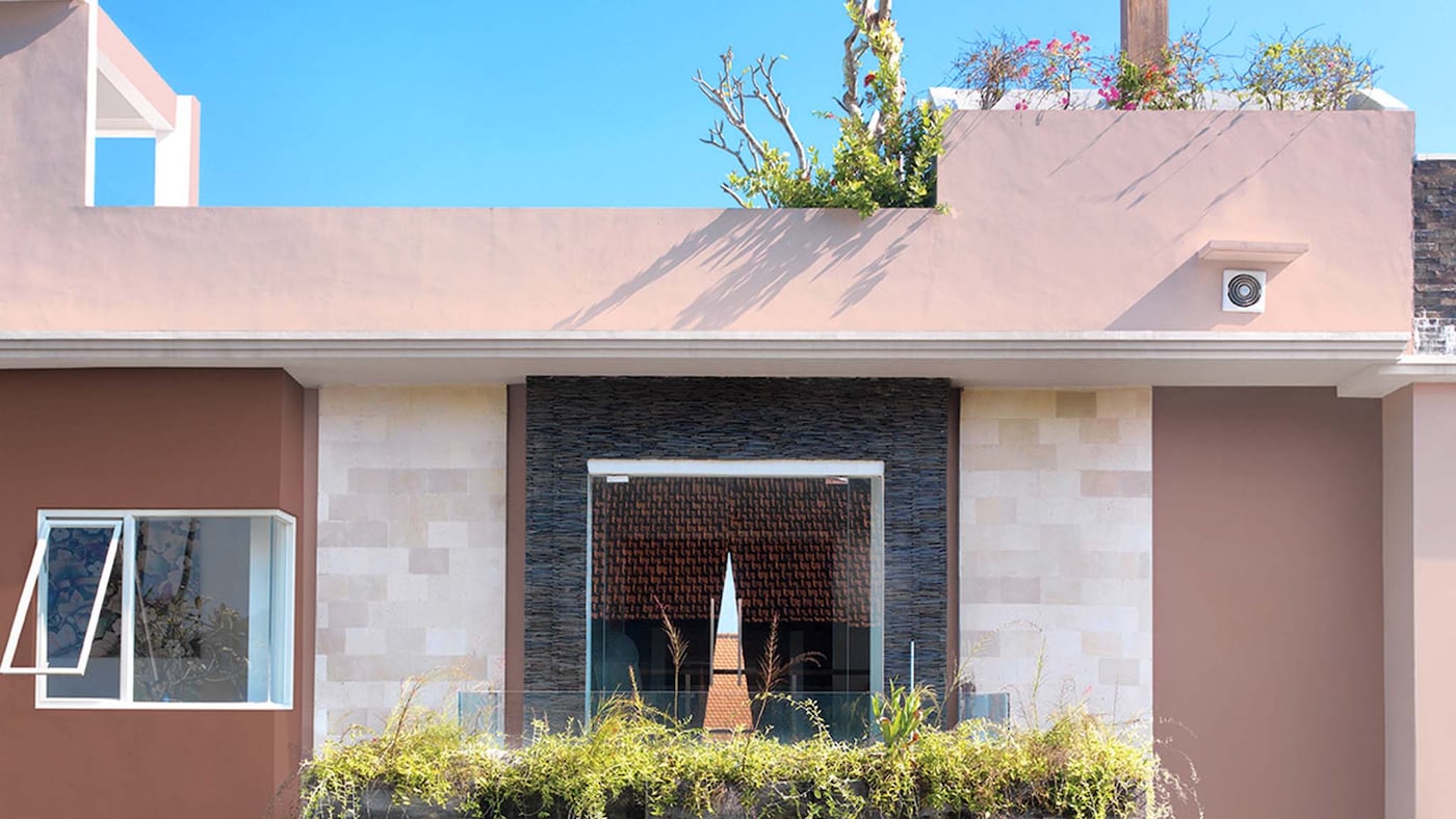 Dream Home - Mediterranean Charm 1