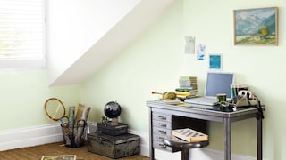 Choose pale green for a soothing study space