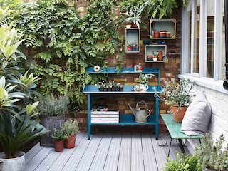 Micro Makeovers : Painted Garden Crates