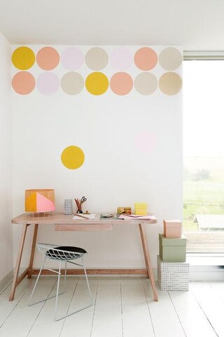 How to Achieve a Confetti Wall Effect