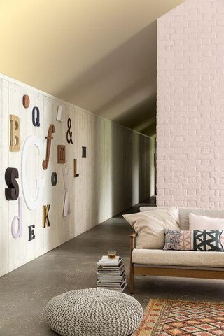 Personalise Wall Décor with Painted Letters