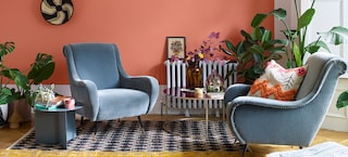 Colour Lookbook: The bold and bright Adventure Seeker palette 