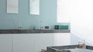 Teal brings contemporary calm to granite