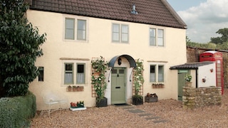 Transform your exterior with clever colour